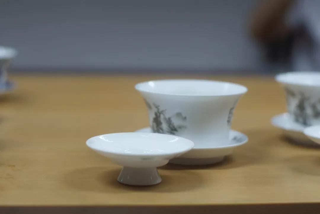 茶.jpg
