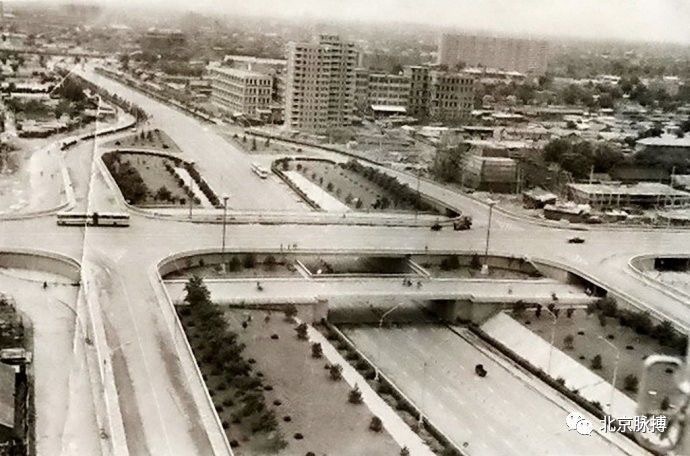 1979年，建国门立交桥
