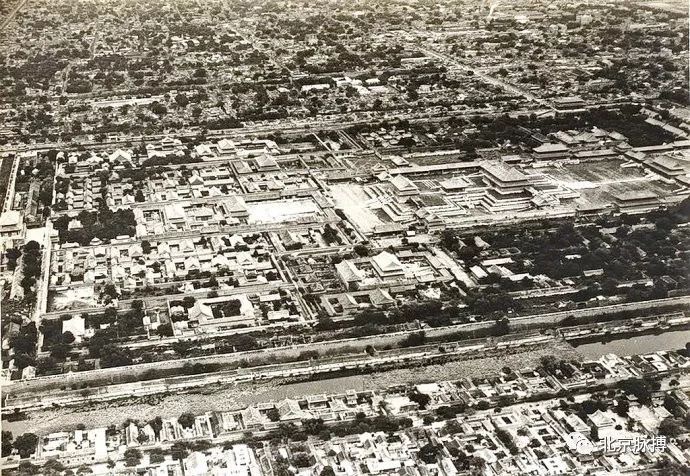 1930年，故宫（东向）