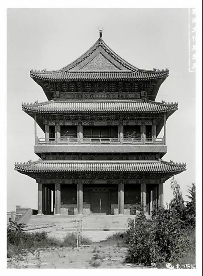 1917年，正阳门城楼西面