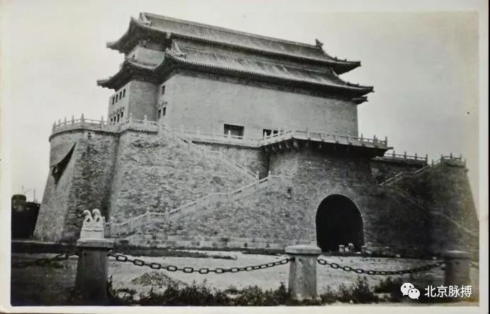 1916年，箭楼东北面