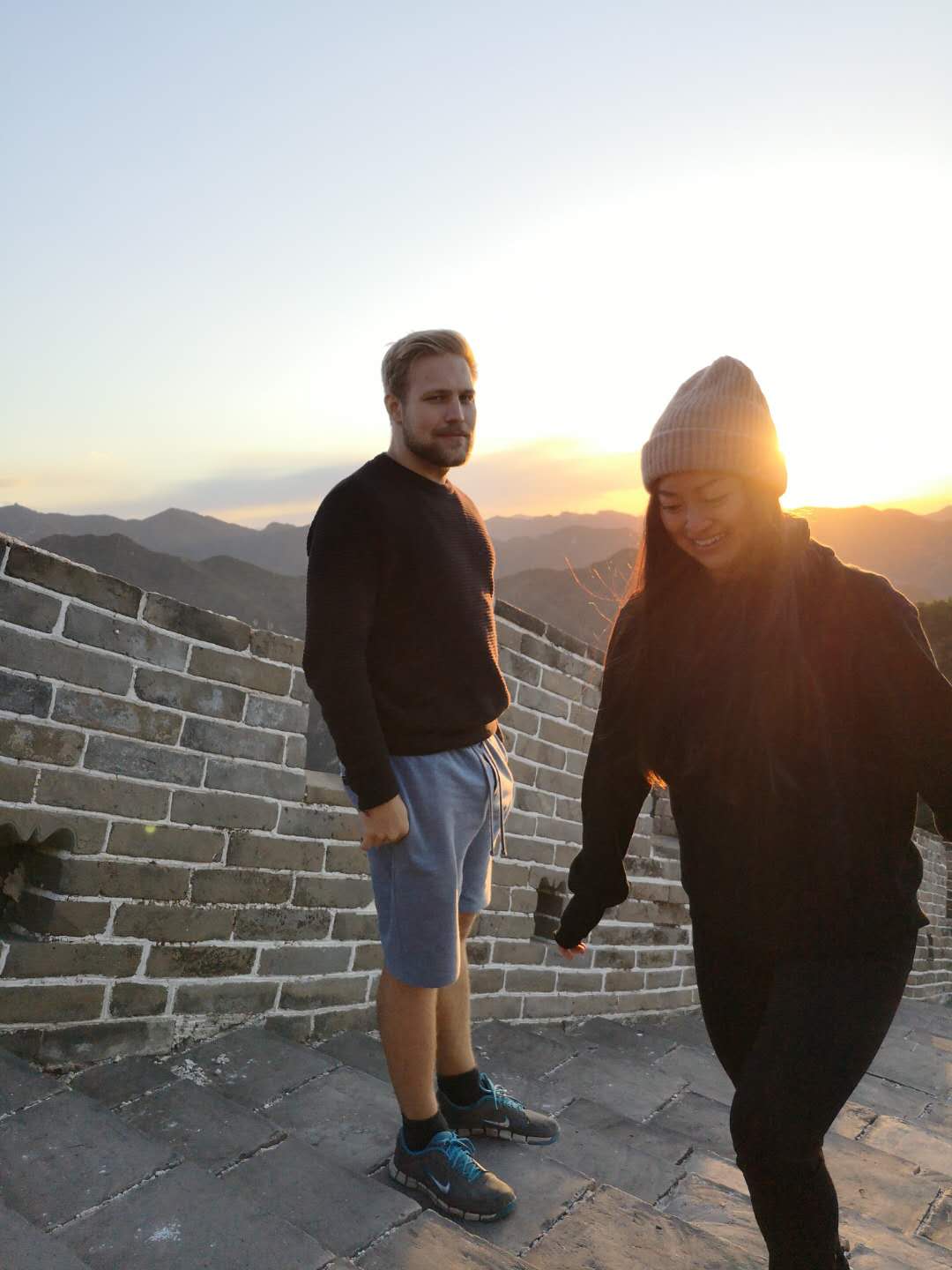 攀登长城 （ Climbing the Great Wall in 2018）