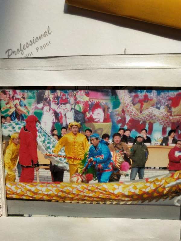 杨镇龙灯会，已入选北京市非物质文化遗产名录。我们这群舞龙民间艺人，在为传承这个文化而努力。