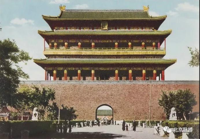 1930年，正阳门城楼南面