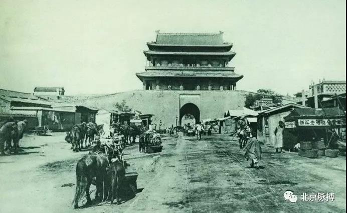 1911年，阜成门城楼东面