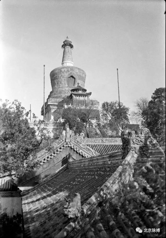 1917年，永安寺塔